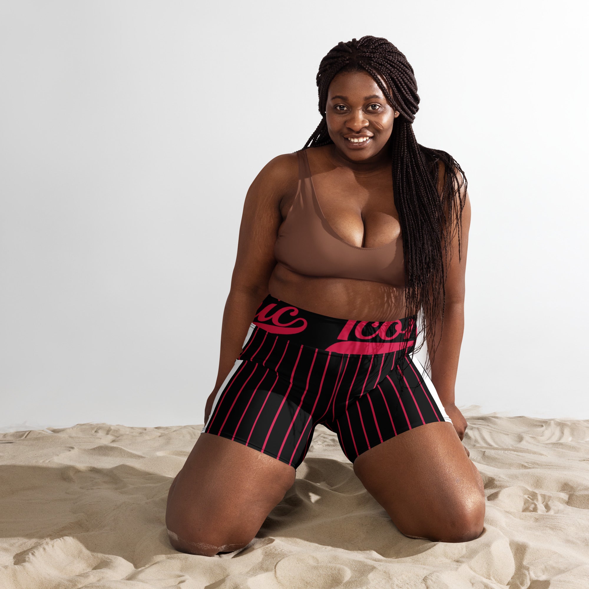 ROYAL Team Iconic. Athletix Yoga Shorts Pinstripe
