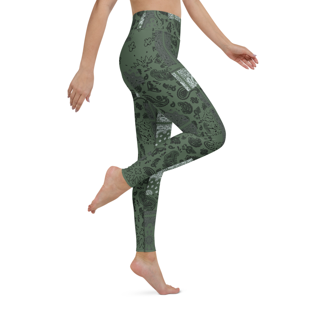 ROYAL ICONIC. | Patchwork Bandana Yoga Leggings Martini Olive
