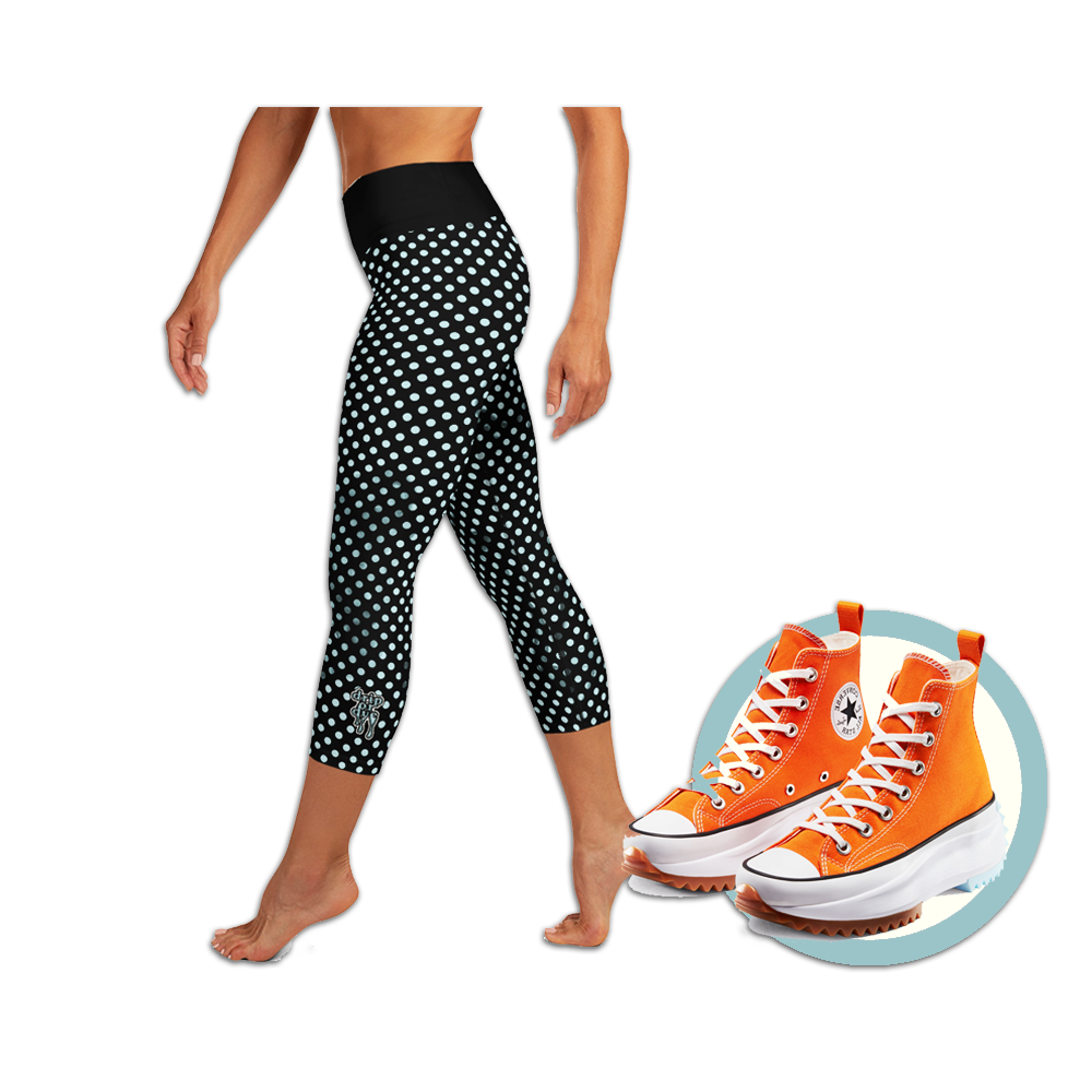 Sunblocked Run Star Hike Sky Blue Smoky Spotlight Halftone Dot Capri Yoga Leggings