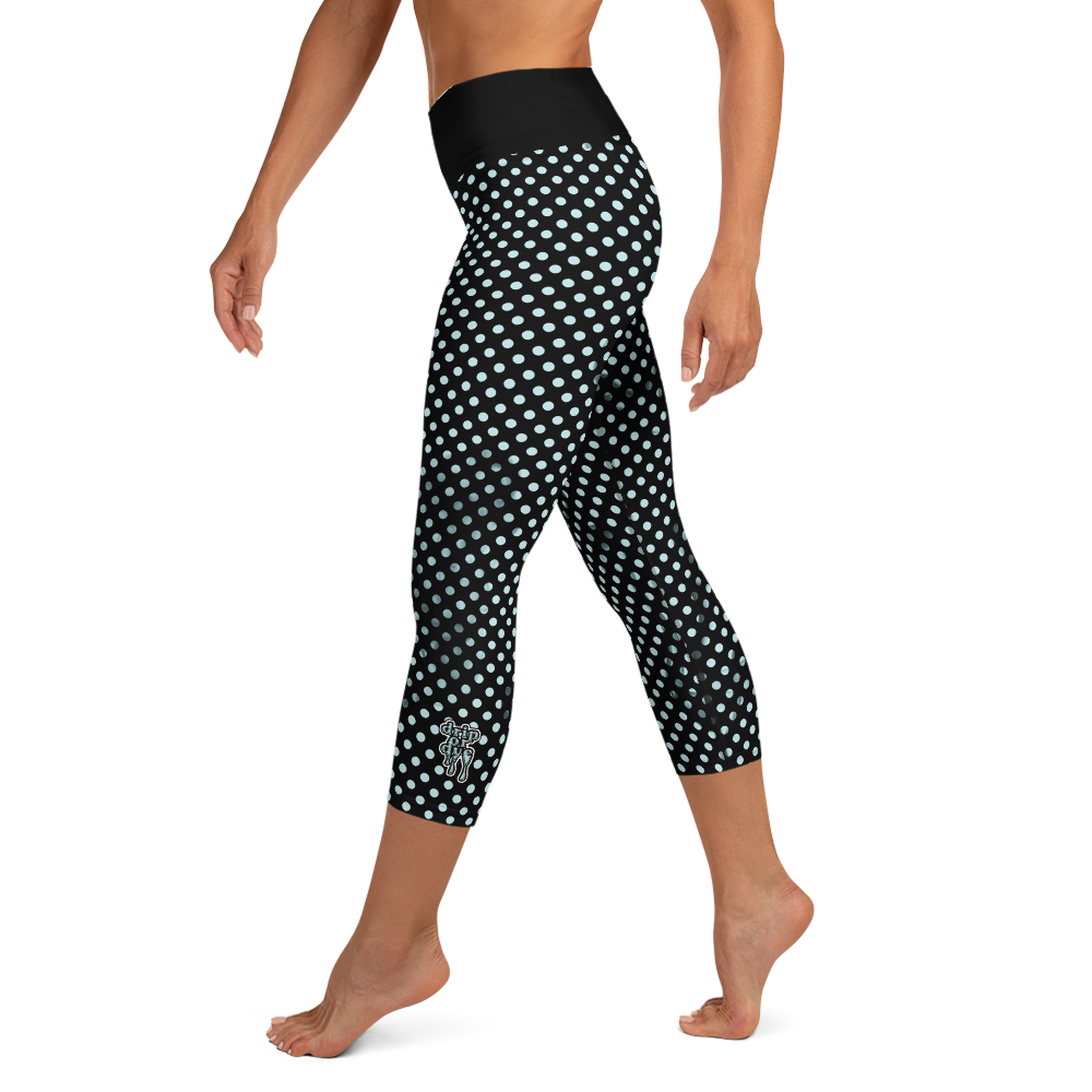 Sunblocked Run Star Hike Sky Blue Smoky Spotlight Halftone Dot Capri Yoga Leggings